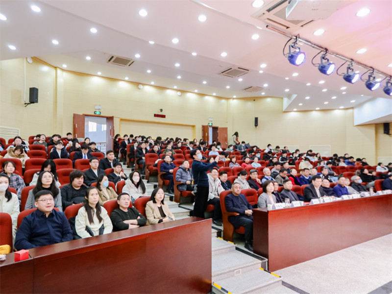 愛心匯聚 北林大首次舉行社會類獎教、獎助學金頒發(fā)儀式